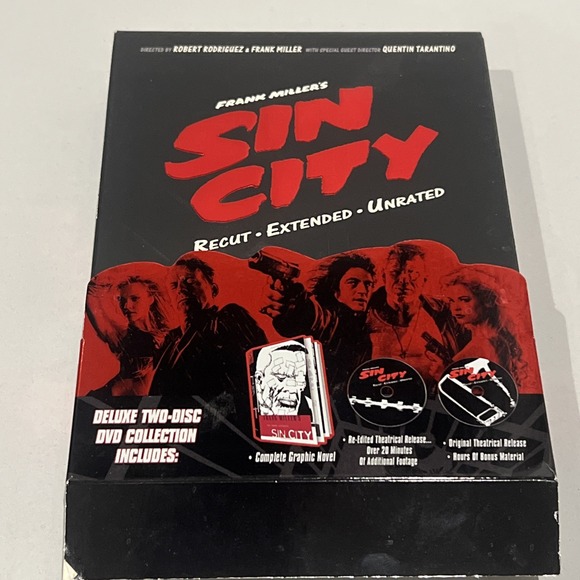 Other - Sin City 2005 Recut Extended Unrated 2-Disc DVD Set w/ Slipcover & Graphic Novel